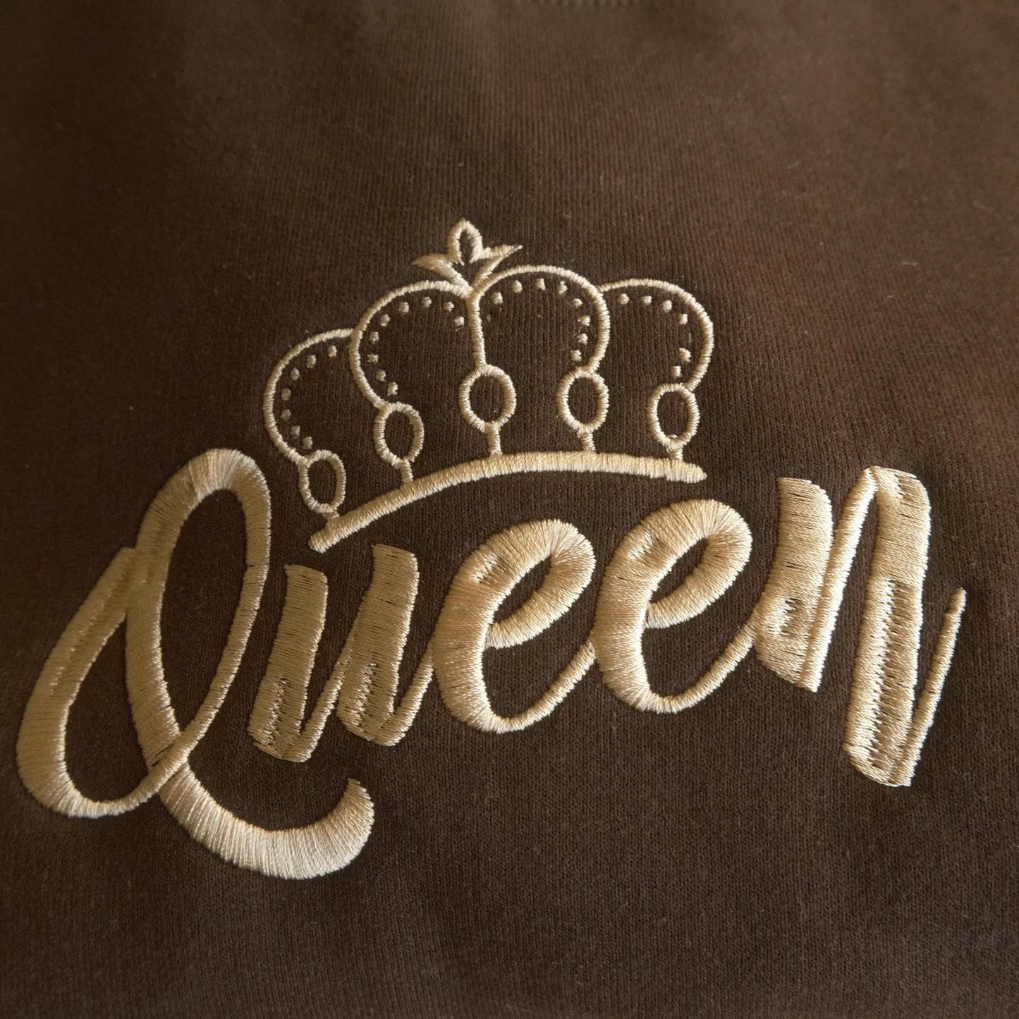 King and Queen Embroidered Sweatshirts, Hoodie – Matching Couple Valentine Jumpers, Unisex Crewneck Gift for Girlfriend, Boyfriend, or Wedding